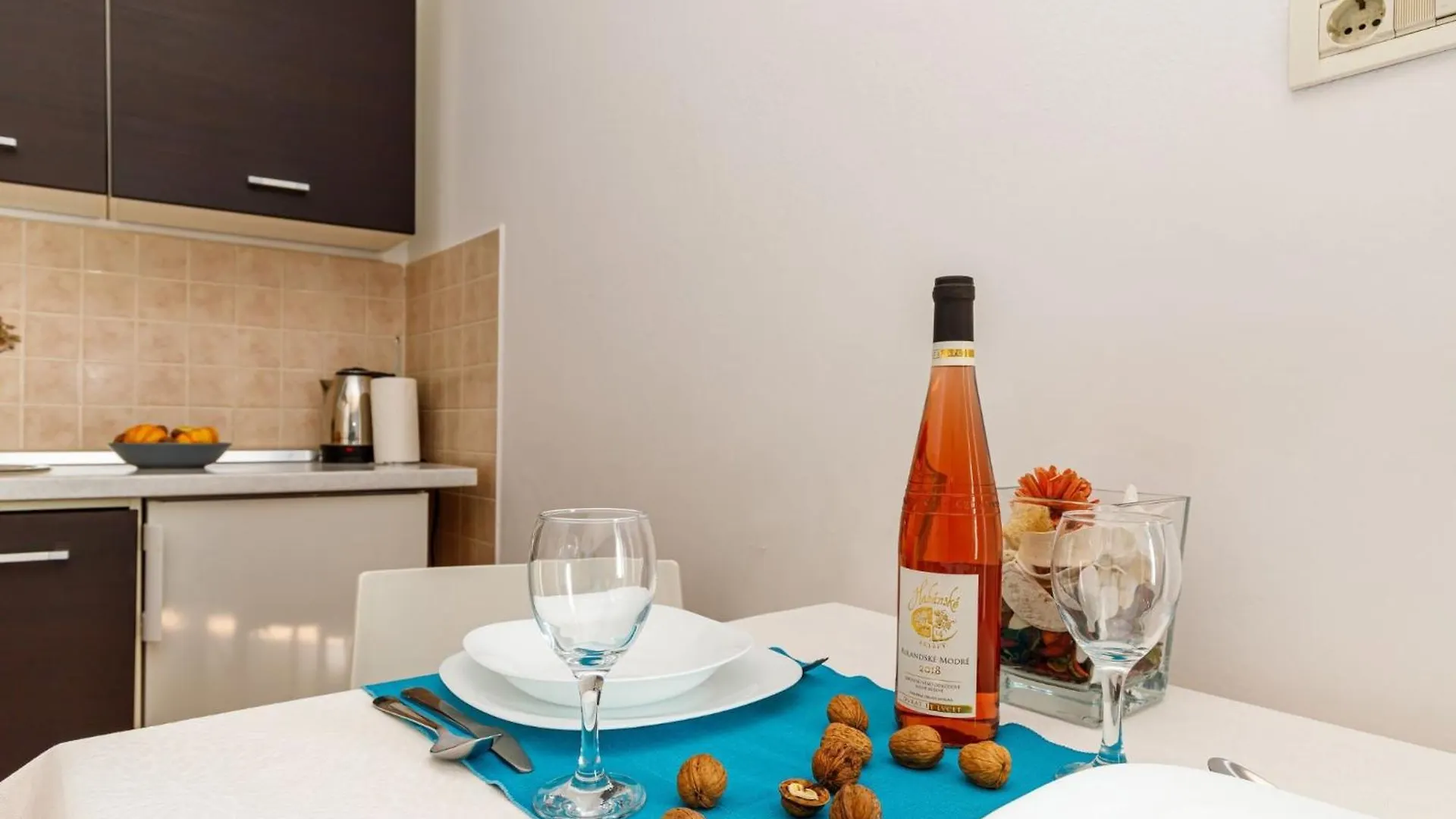 Apartment Beachfront Escape In Rovinj