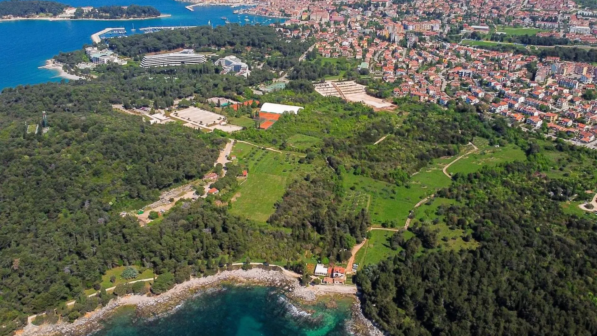 Beachfront Escape In Rovinj Apartment